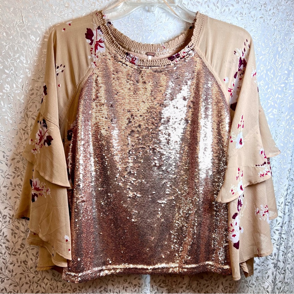 FREE PEOPLE “Shimmy & Shake” Sequined Floral Bell Sleeve Pullover Blouse Top NWT - Picture 4 of 15